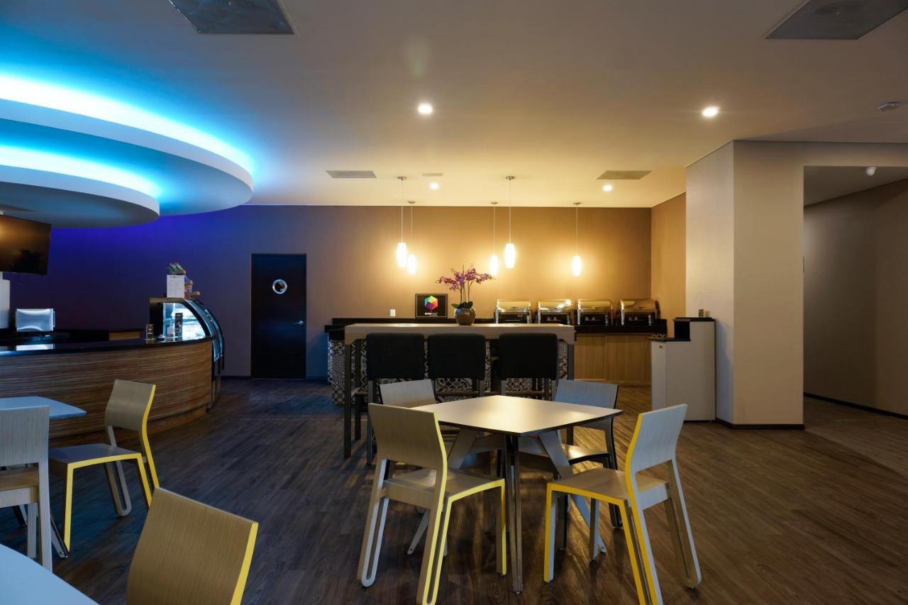 Hotel Glow Point - Mulza Leon Exterior photo