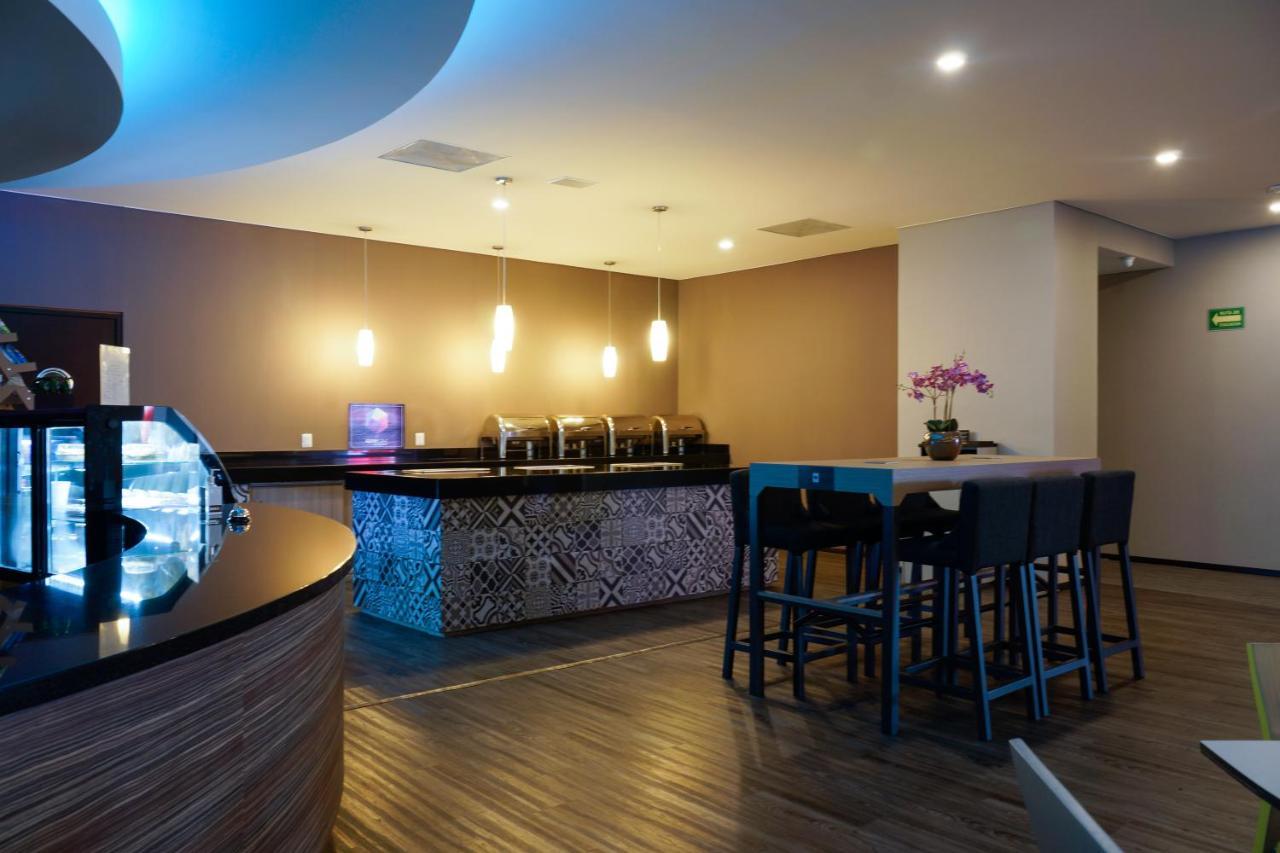 Hotel Glow Point - Mulza Leon Exterior photo
