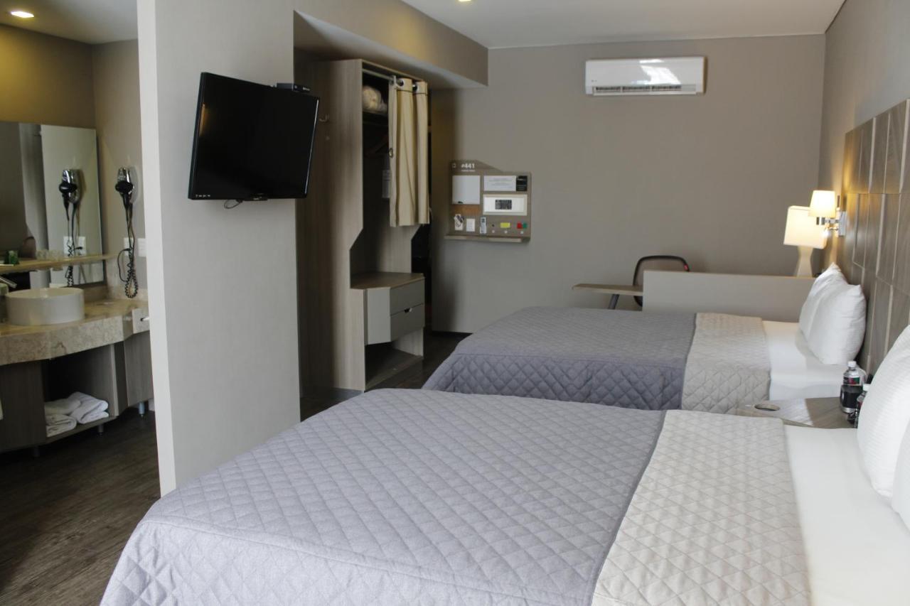 Hotel Glow Point - Mulza Leon Exterior photo