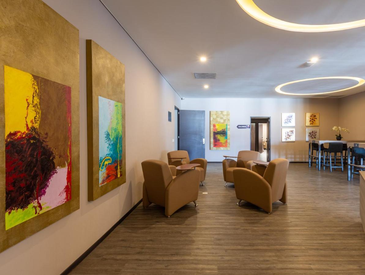 Hotel Glow Point - Mulza Leon Exterior photo